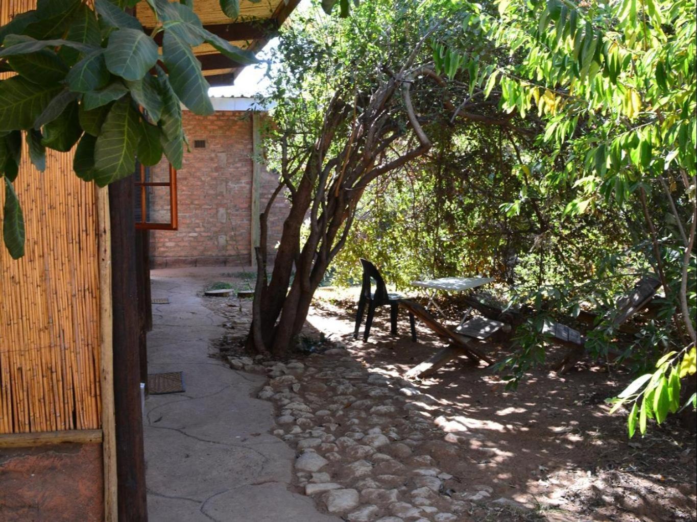 Nxabii Cottages Kasane Eksteriør bilde