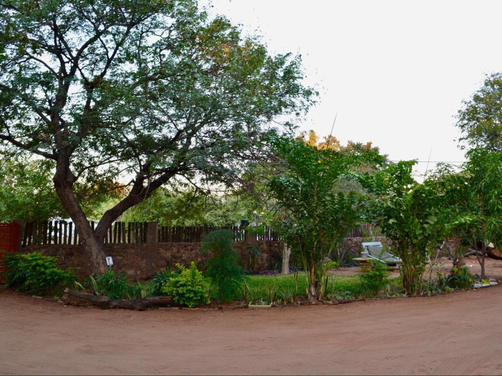Nxabii Cottages Kasane Eksteriør bilde
